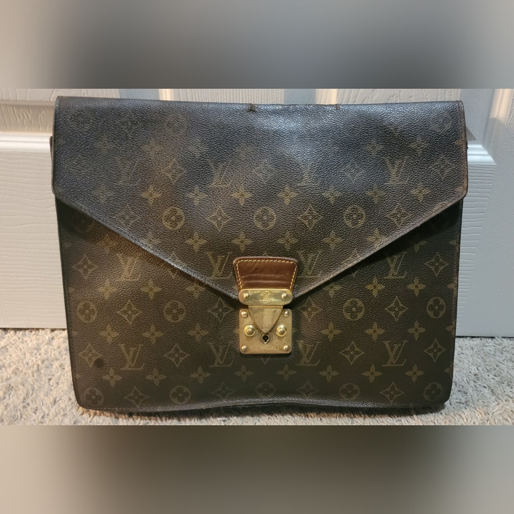 Authentic Louis Vuitton Vintage Portfolio iPad Tablet Large Clutch Tote Bag